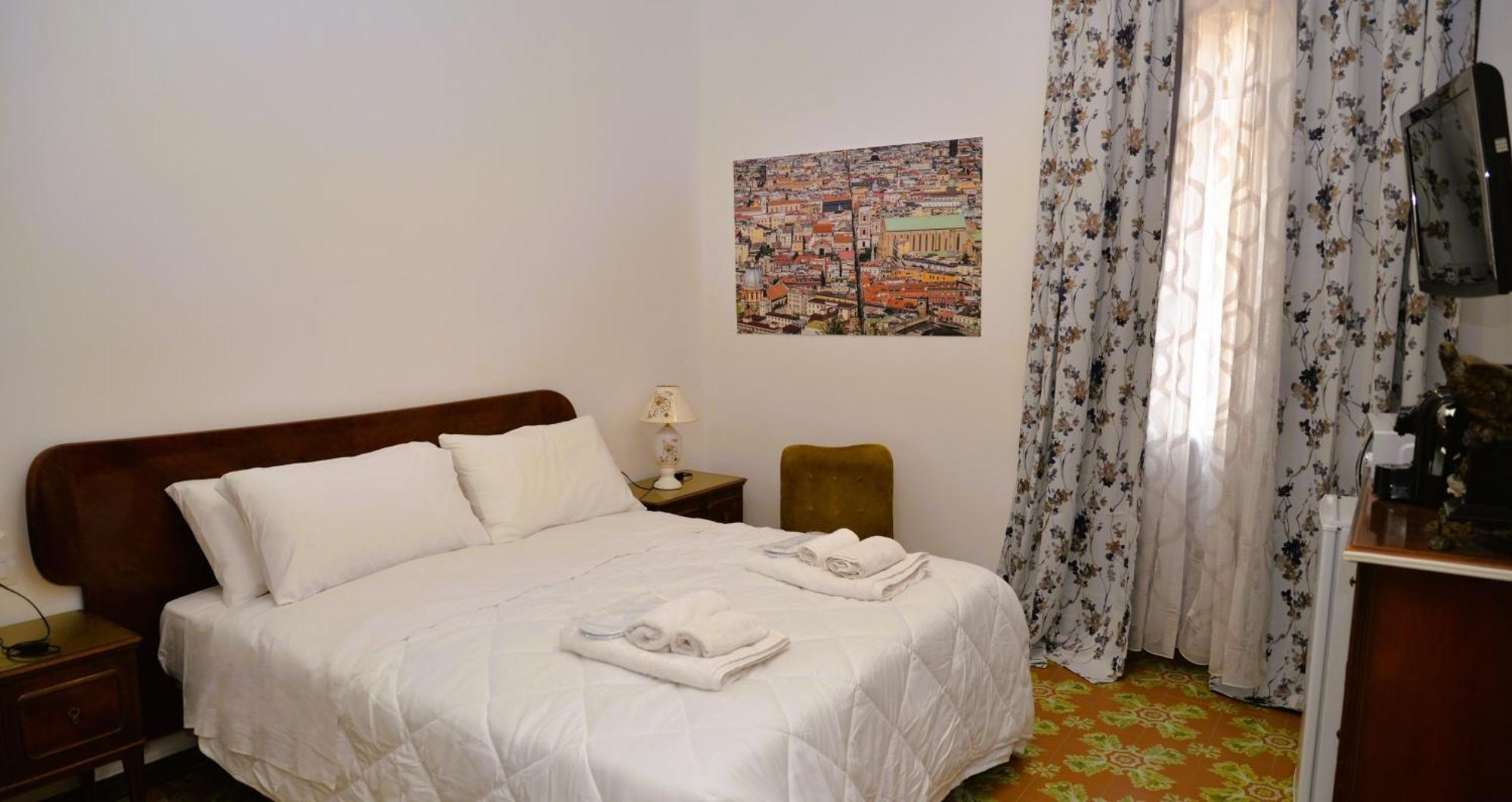 ホテル Punto Felice Riviera - Centro Citta Lungomare Caracciolo ナポリ エクステリア 写真