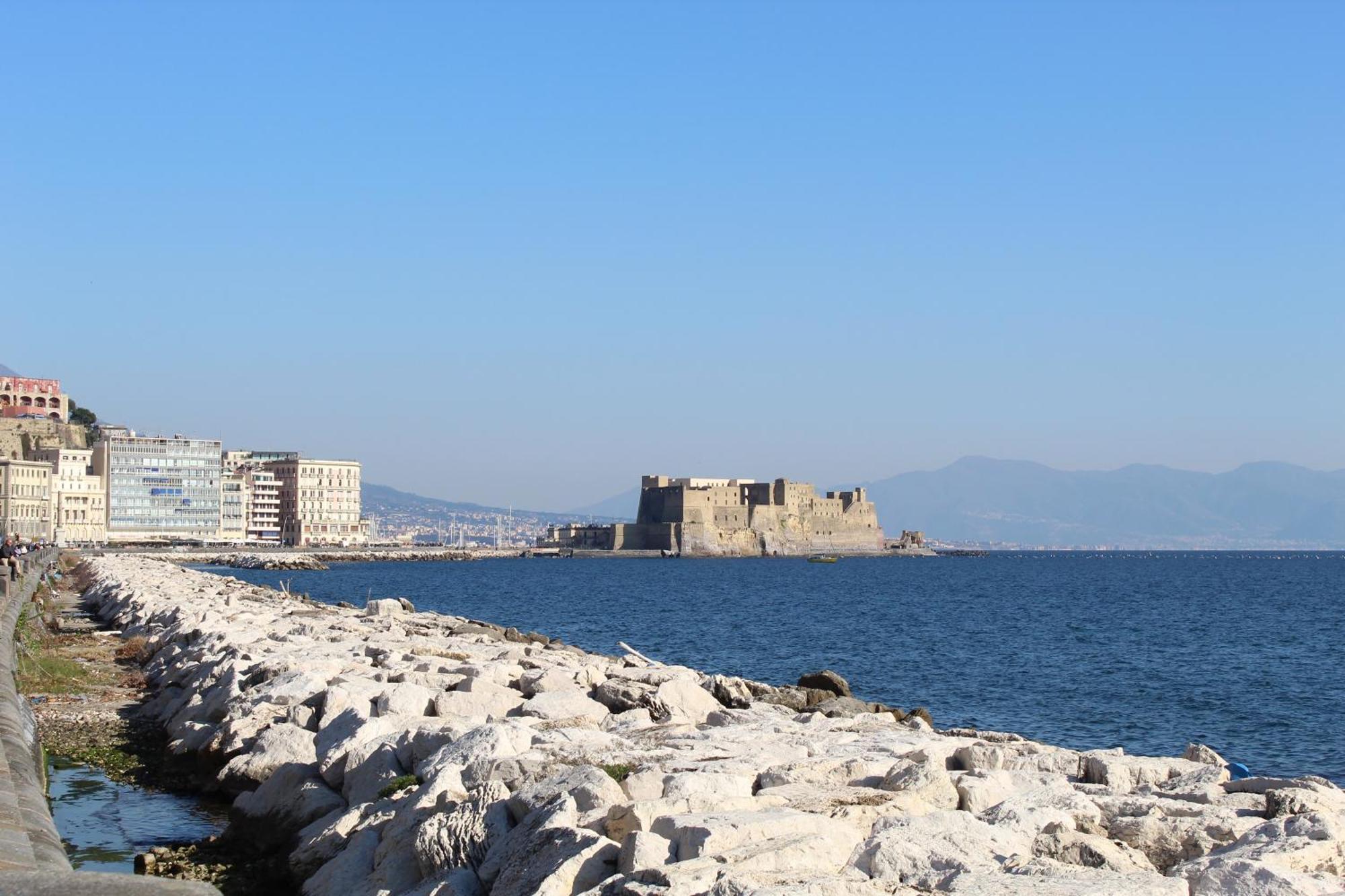ホテル Punto Felice Riviera - Centro Citta Lungomare Caracciolo ナポリ エクステリア 写真